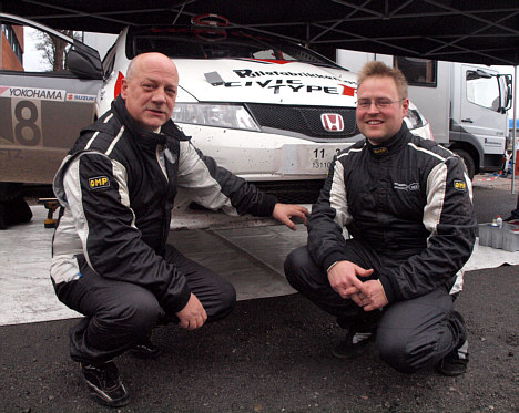Martin Knudsen og Søren Kjær er frontrunnere blandt rally-2WD’erne med deres Honda Civic Type R.